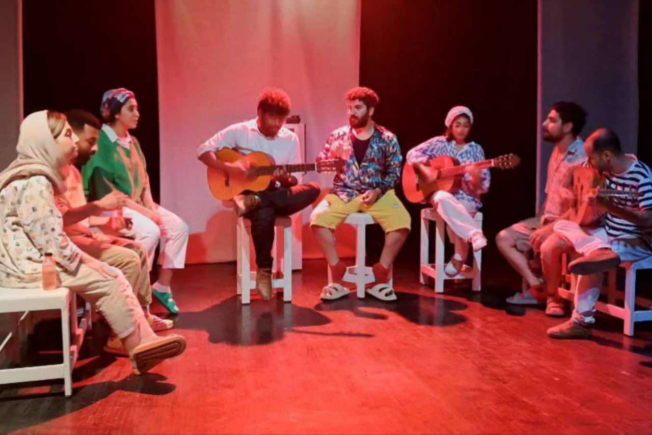 «من آنجا نیستم»؛ نمایشنامهای درگیر انتخابهای مهم زندگی