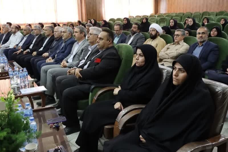 سالن اجتماعات دانشگاه آزاد اسلامی به نام رضا اشرف‌زاده نام‌گذاری شد