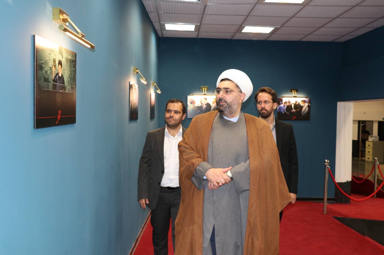 نمایشگاه عکس «شهید جمهور» افتتاح شد