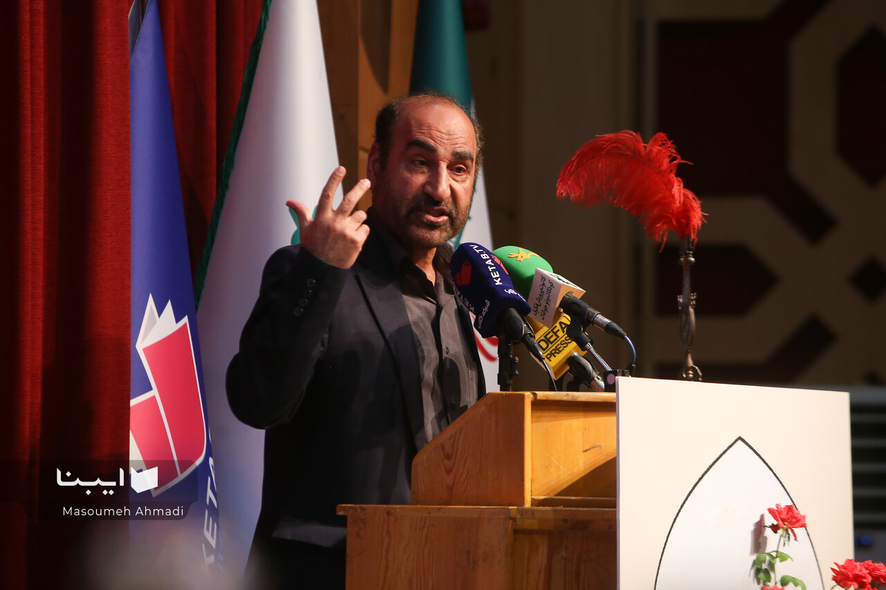 حضور ۲۳ کودک و نوجوان در کربلا و لزوم خلق منظومه برای آنها