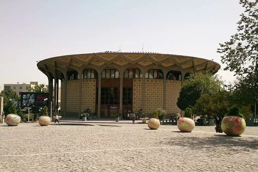مخاطبان ۵ هزار نفری ٧ نمایش در ۳ سالن تئاتر