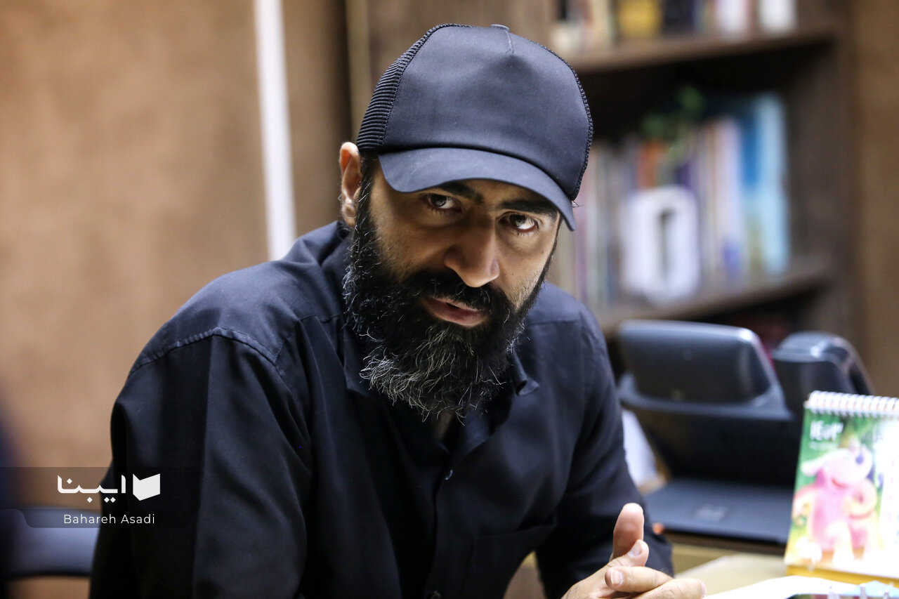 هر رمان از اعتراض شکل میگیرد/ «معجزه معلق» قابلیت تبدیل شدن به فیلم را دارد