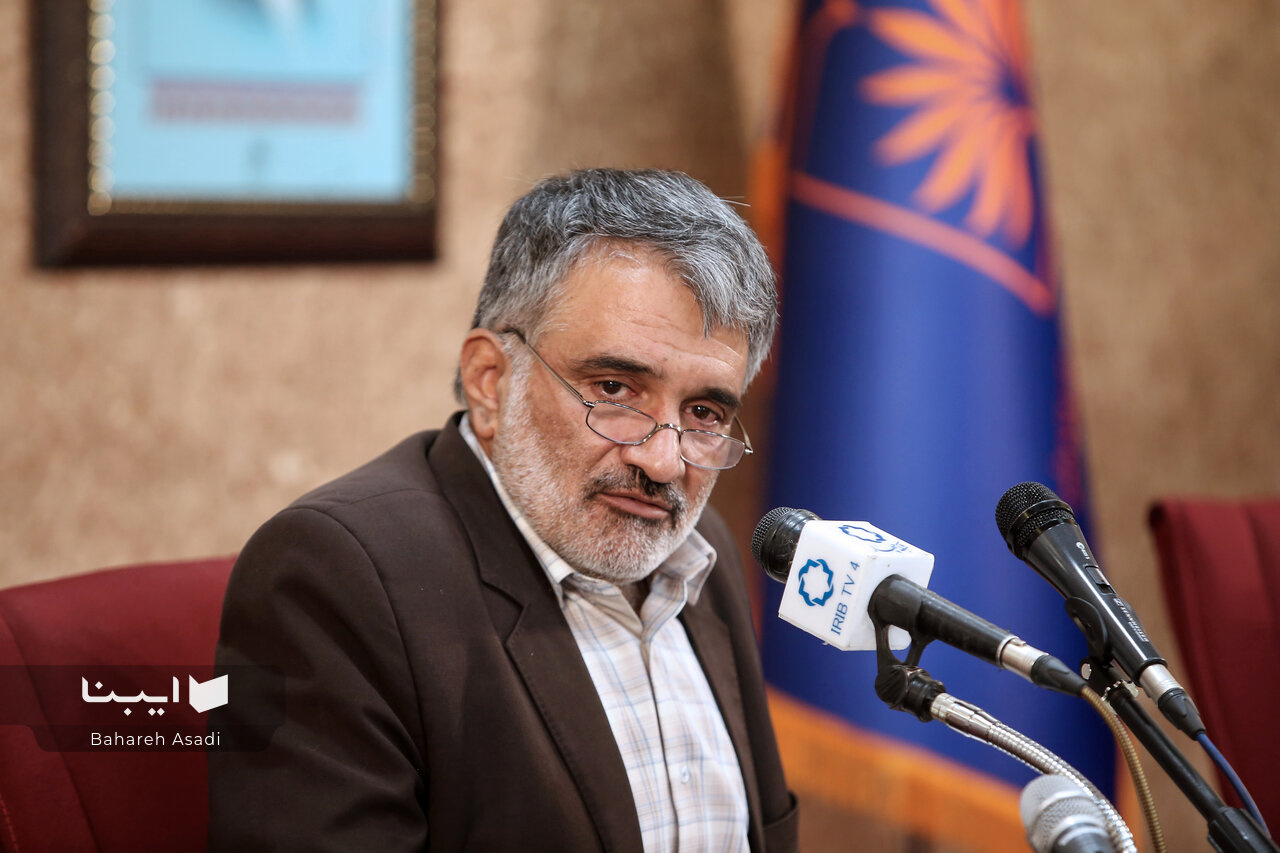 تدوین رساله مجمعالبیان دیدگاه کریمان را تغییر داد/ ادای دین به شخصیت زید بن علی