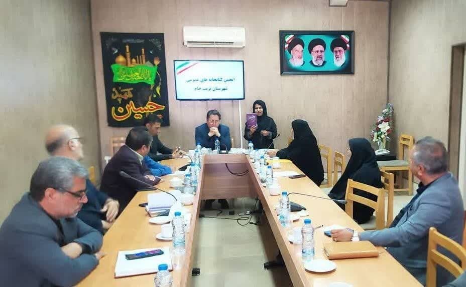 جمعخوانی کتاب در بینالود/ نشست مطالعاتی «تا عاشورا بر بال شعر محتشم» در تربتحیدریه