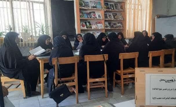 جمعخوانی کتاب در بینالود/ نشست مطالعاتی «تا عاشورا بر بال شعر محتشم» در تربتحیدریه