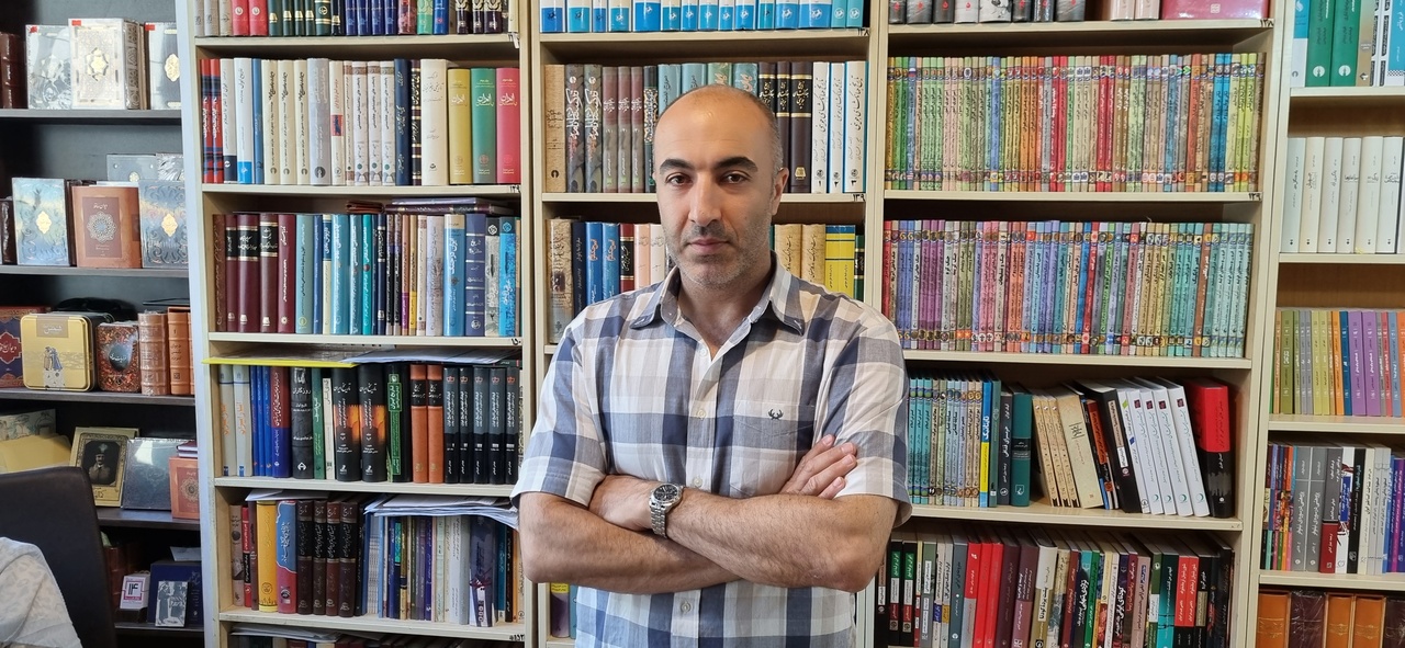 «ایران زمین»؛ فروشگاهی در همسایگی حکیم هزارهها