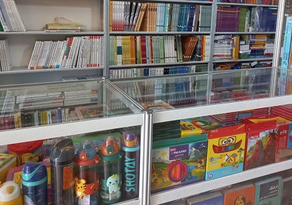 «چکاوک»؛ کتابفروشی که نسلها را به هم پیوند میدهد