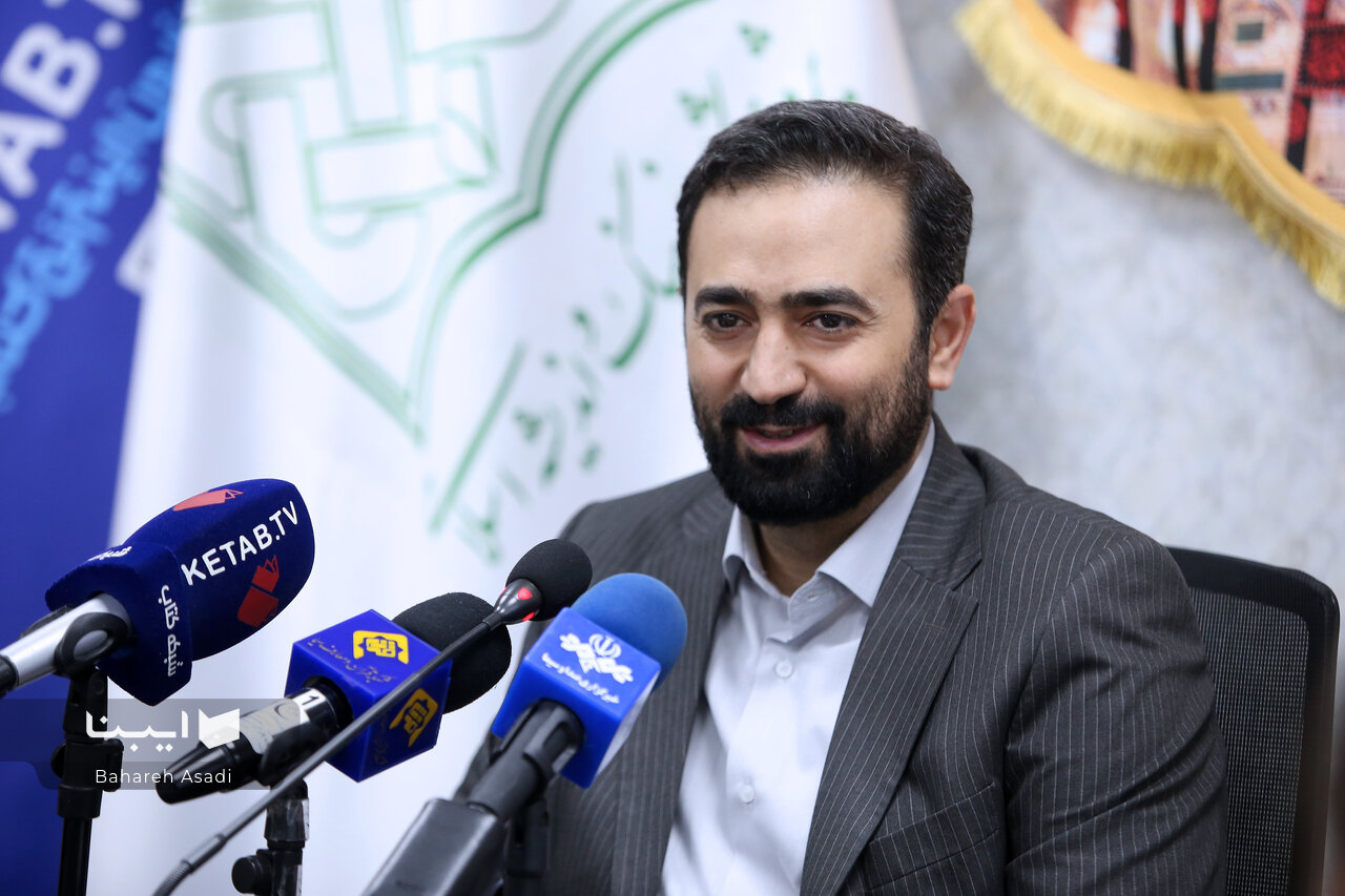 تاریخ سرایش مرثیهها از شگفتیهای عاشوراست