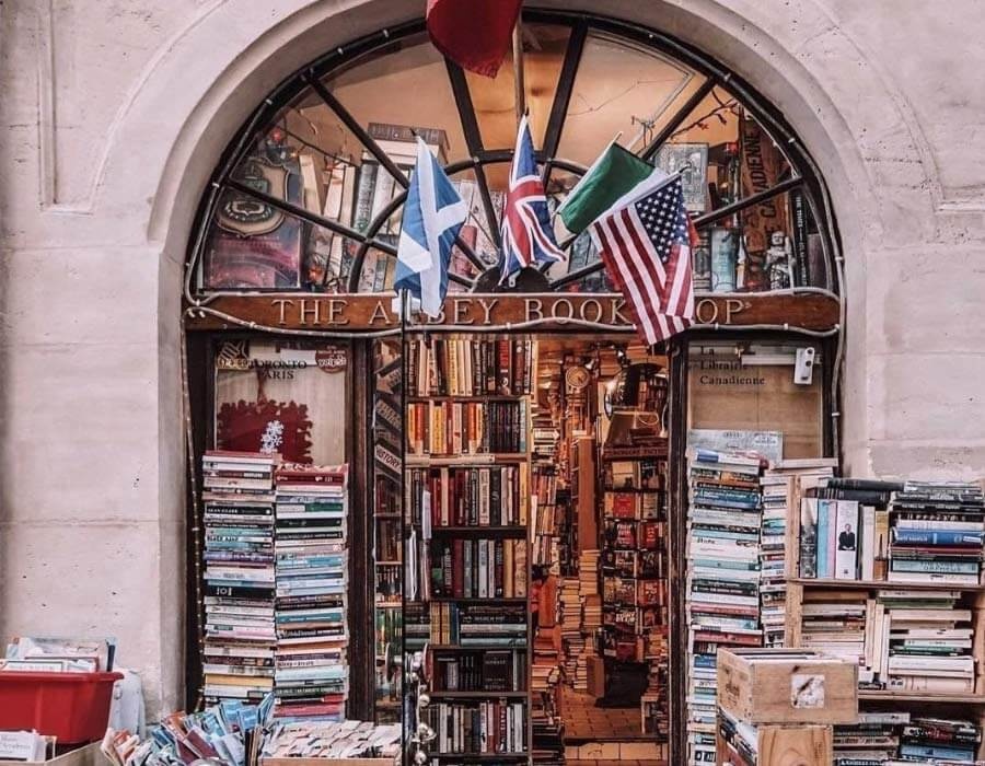 پاریس؛ شهر کتابفروشیهای جذاب