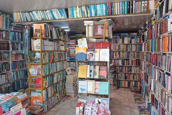 «کتابفروشی جنگل»؛ نیم قرن خاطره سازی در قلب گرگان