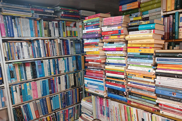 «کتابفروشی جنگل»؛ نیم قرن خاطره سازی در قلب گرگان