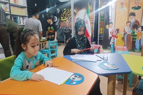 ایجاد موکب کتاب و کتابخوانی در مسجد سهله نجف