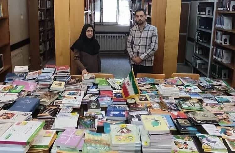 اهدای کتاب در چناران/ نشست ادبی در خوشاب