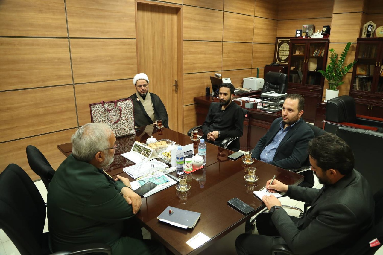مدیران عامل موزه ملی انقلاب اسلامی و دفاع مقدس و باغ کتاب دیدار و گفتوگو کردند
