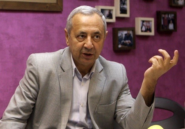 مرد «آگاه» نشر ایران
