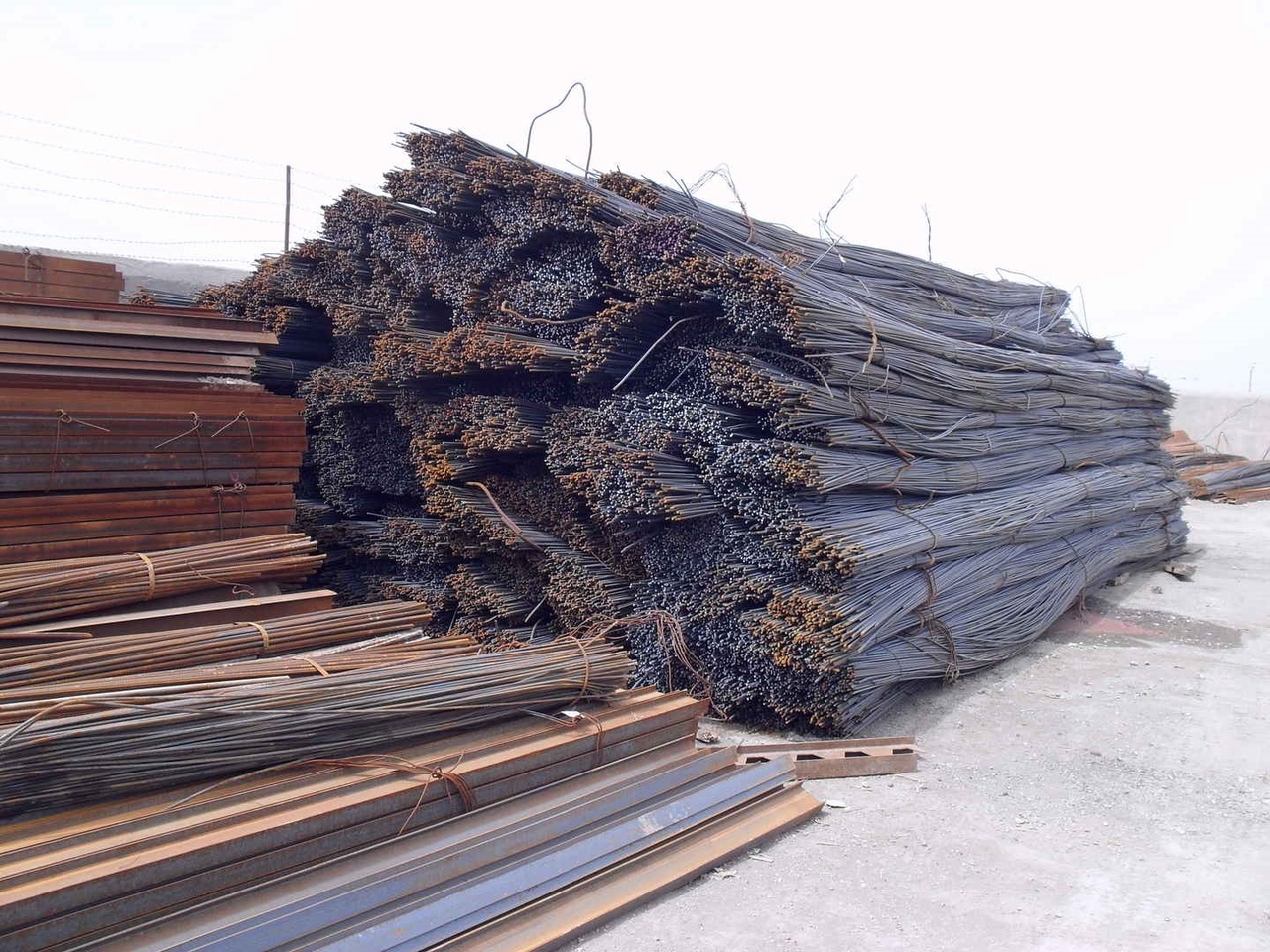 چرا قیمت میلگرد ۱۸ در سایت فروش آهن مختلف، متفاوت است؟