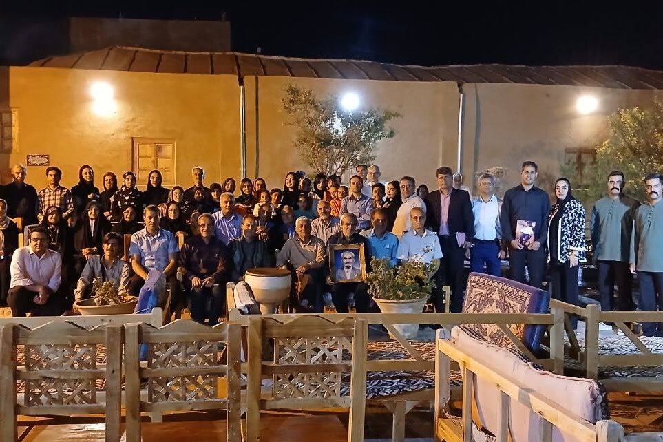 چهارمین جلسه انجمن شاهنامهخوانی مهر تربتحیدریه برگزار شد