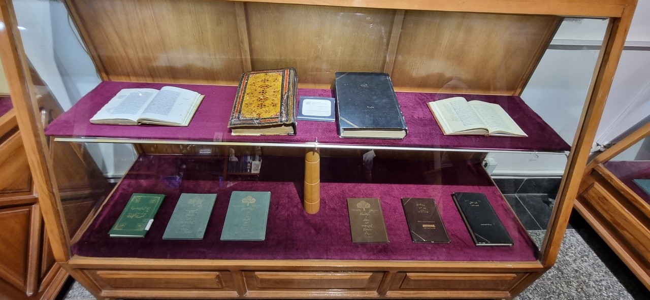 کتابخانه ابنسینا؛ از قرائتخانه تا کتابخانه/ روایت کتابهای مهجور دپو در کارتن موز!