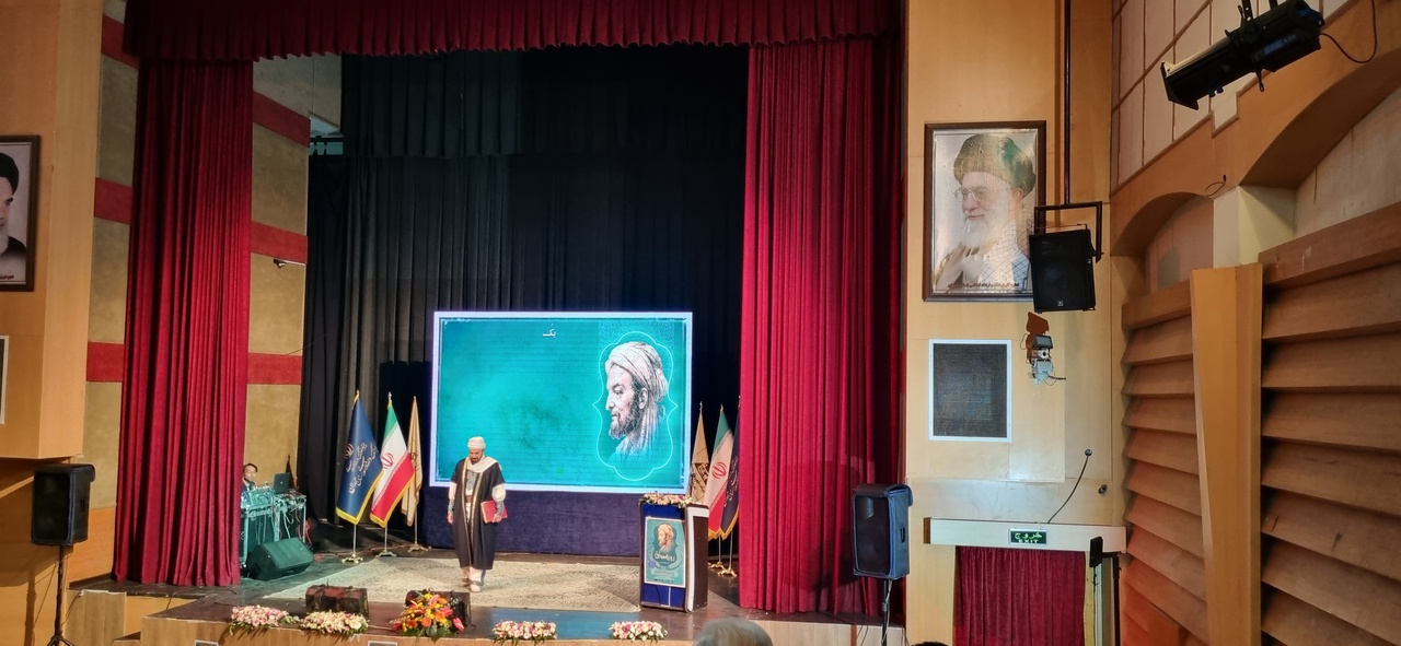 پاسداشت روز همدان در زادروز بوعلی سینا/ تقدیر از ۱۷ فرهیخته همدانی