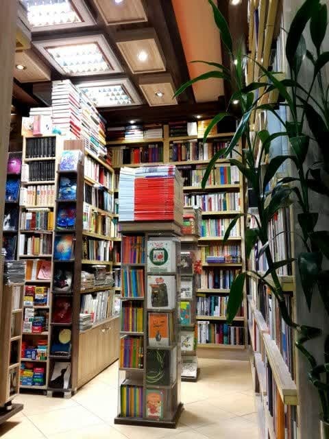 «کتاب پارسی»؛ کانونی برای سلسله نشستهای ادبی