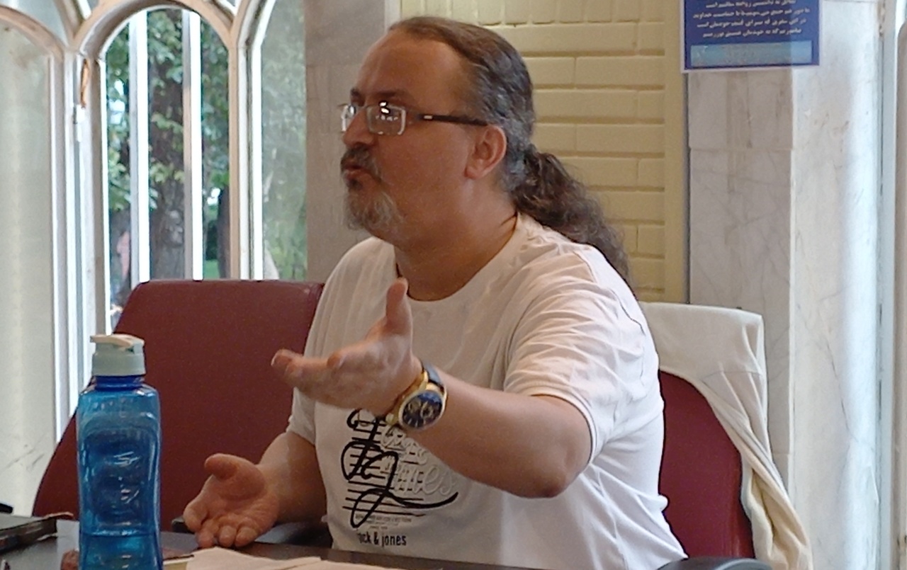 چون نظر افکند بر شیخ آن نگار؛ جنگ دل با نفس هر دم سخت شد