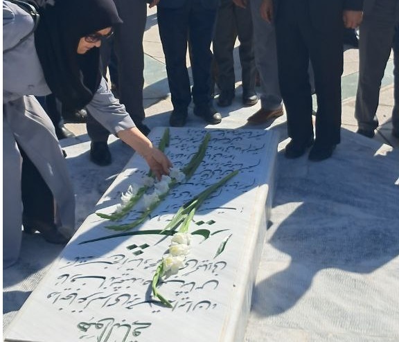 عملیات بازپیرایی آرامگاه مشاهیر نیشابور آغاز شد