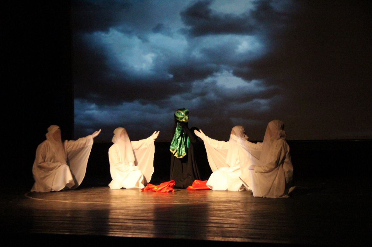 شاعران نقش مهمی در تقویت باورهای دینی و اخلاقی دارند