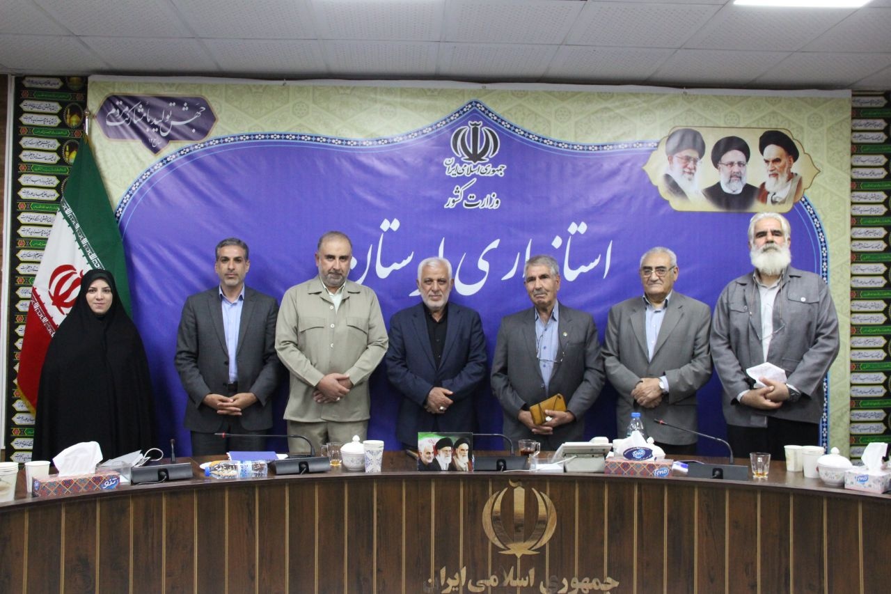 بزرگداشت مفاخر هویتسازی برای نسل جوان است