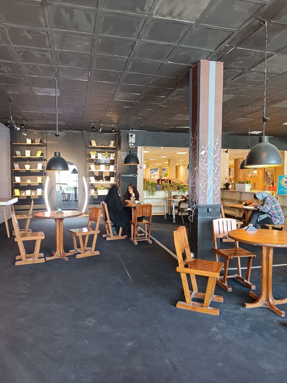 «پاتوق کتاب مشهد»؛ همسایه قطب علمی آموزشی کشور