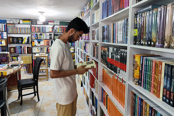 «کاوان»؛ کتابفروشی که با عشق اداره میشود