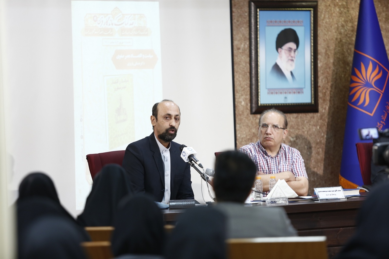 شیوه خاص تاریخنگاری، باستانیپاریزی را از همنسلانش متمایز میکند/ او تاریخنگاری حکایتپرداز است