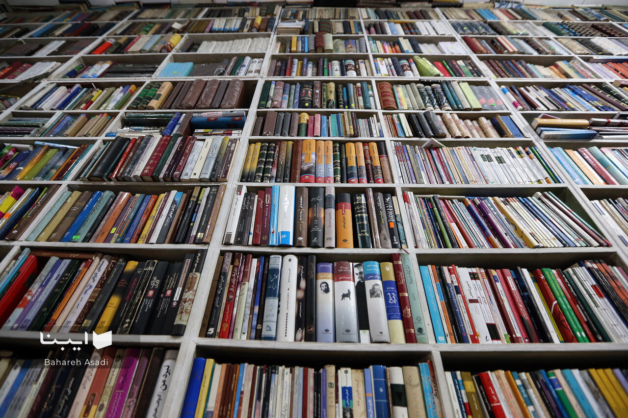 پشت جلد یک اعتماد/ کتابدوستان از ناشران چه میخواهند؟