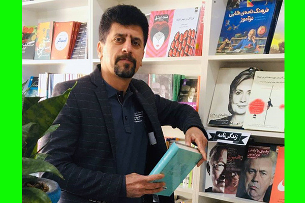 فعالیت مسئولانه کتابفروشی «فرهنگ» در عرصه کتابخوانی/ سامانه بازار کتاب نیازمند اطلاعرسانی بیشتر