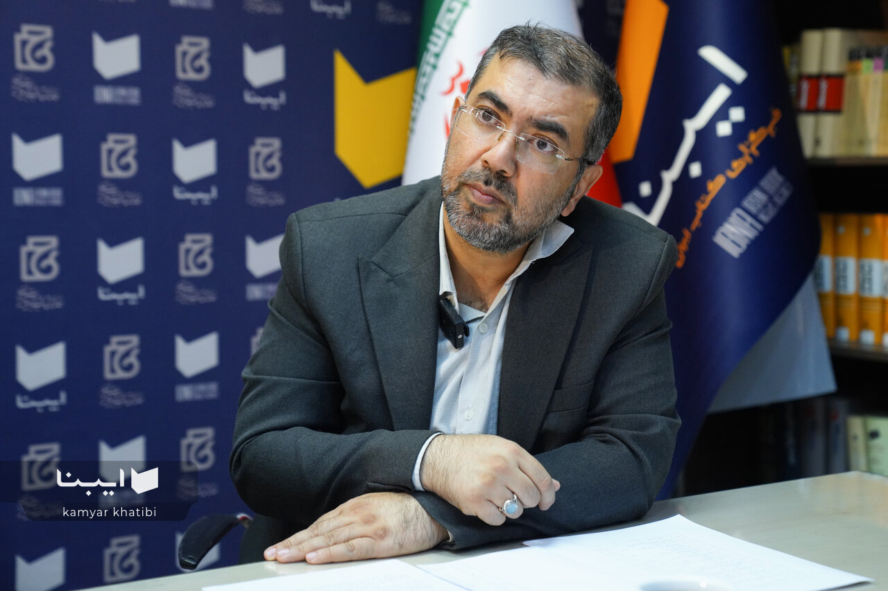 استفاده از واقعیت افزوده برای کتابهای نشر روایت فتح/ صدای محمد آوینی برای کتابهای شهید آوینی مناسب است