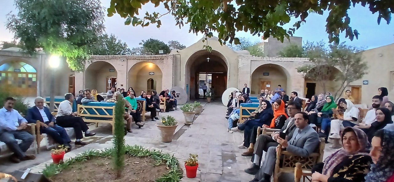 پنجمین جلسه انجمن شاهنامهخوانی مهر تربتحیدریه برگزار شد