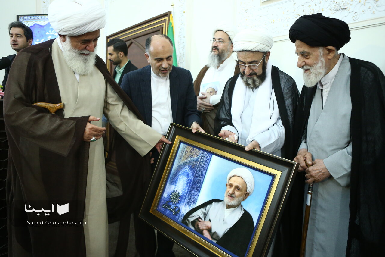 آیتالله بهجت نه با عقلانیت زاویهای داشت و نه با ظاهر شریعت