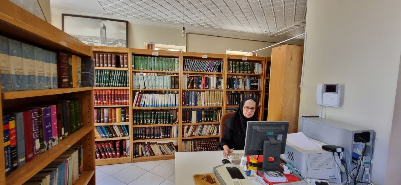 کتابخانهای به وسعت تاریخ/ خانه عبادی؛ میراثدار هگمتانه