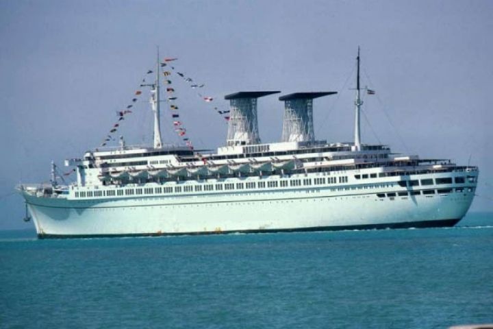 بوشهر؛ فعالترین بندر ایران در دوران دفاع مقدس/ زنجیره تامین کشور با رشادت مردان دریا نجات یافت