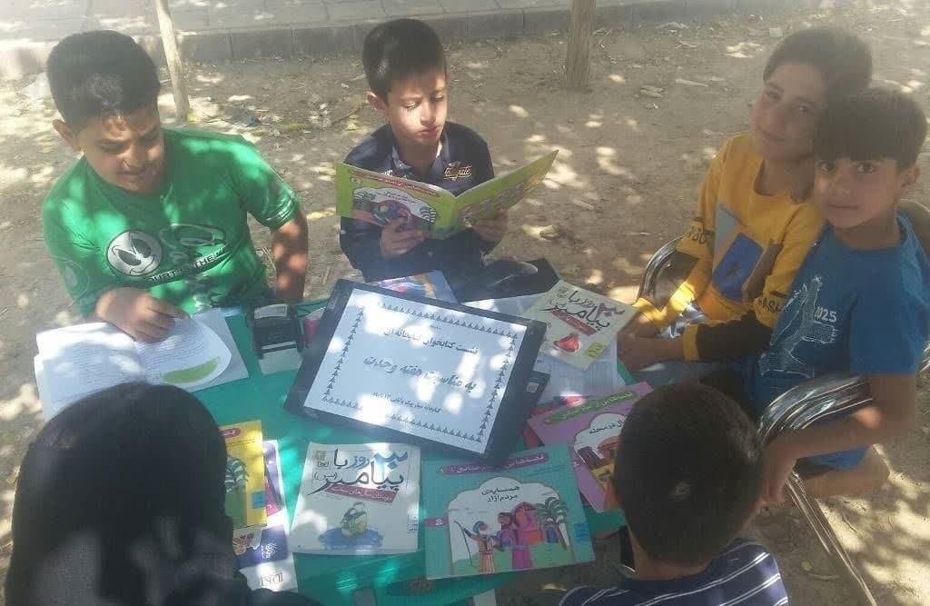 رونمایی از کتاب «من اگر روضه خوان بودم» در گناباد/ نقد فیلم «شیار 143» در تربتحیدریه