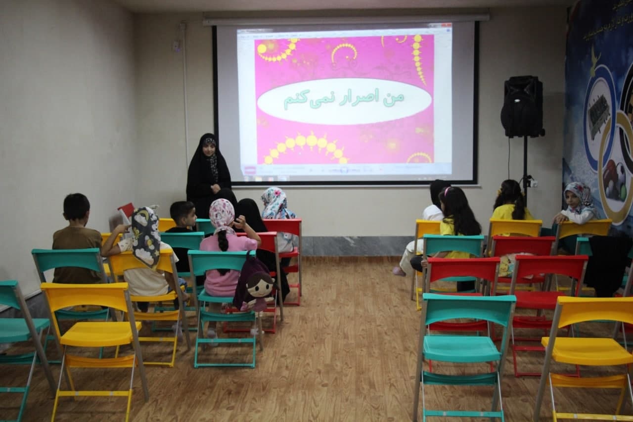 کلاس استراتژی کودکان و نوجوانان در کتابخانه استاد دهگان اراک برگزار میشود