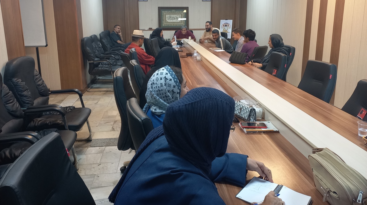 مفاهیم عرفان، اندیشههای فلسفی و اجتماعی در شعر حافظ در اراک نقد و بررسی شد