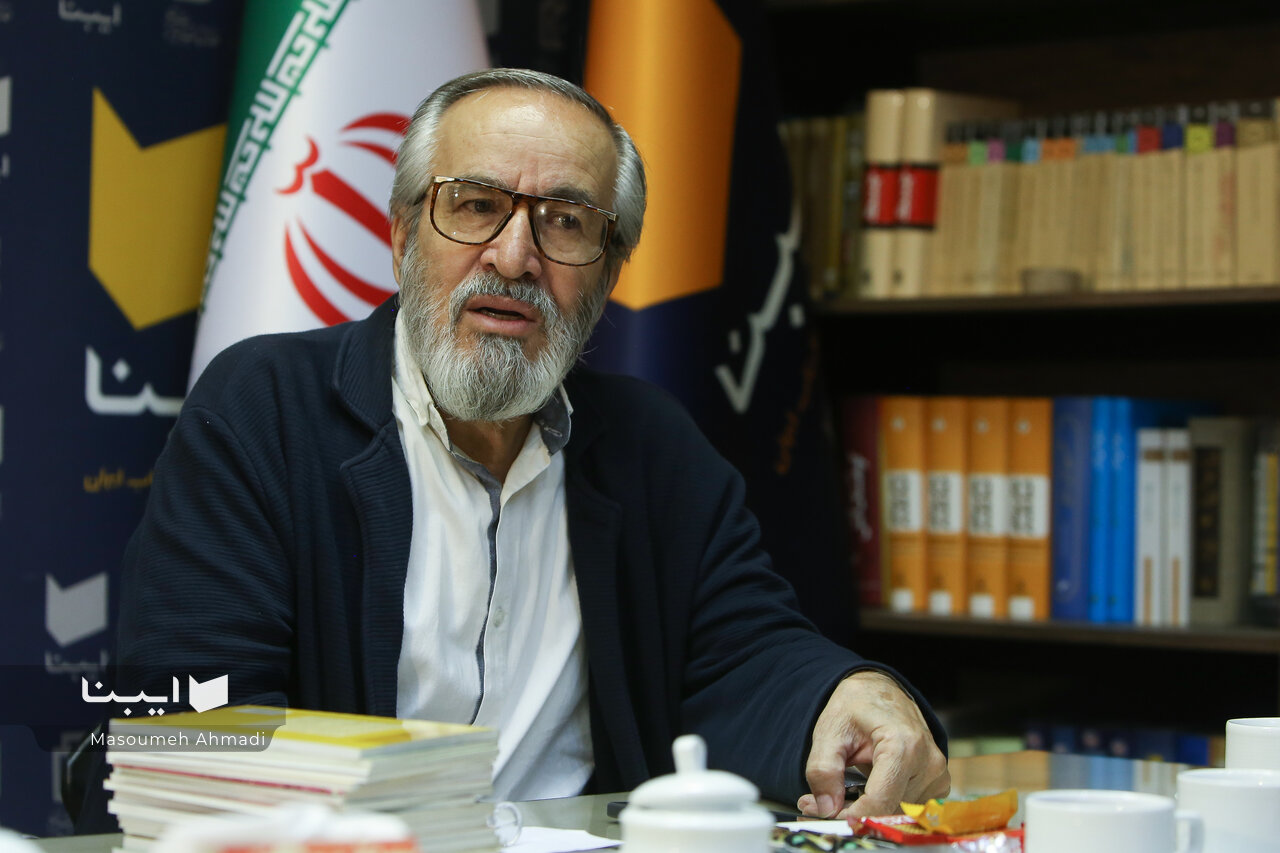 اجرای نمایش در مدارس، باعث خلاقیت کودکان میشود/ در تئاتر کودک فقیر هستیم