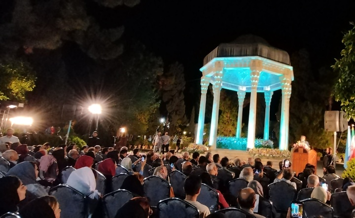 برای دستیابی به صلح به ادیبان تساحل و تسامح باید نظر داشت/ حافظ؛ بزرگترین سرمایه اجتماعی ایرانیان