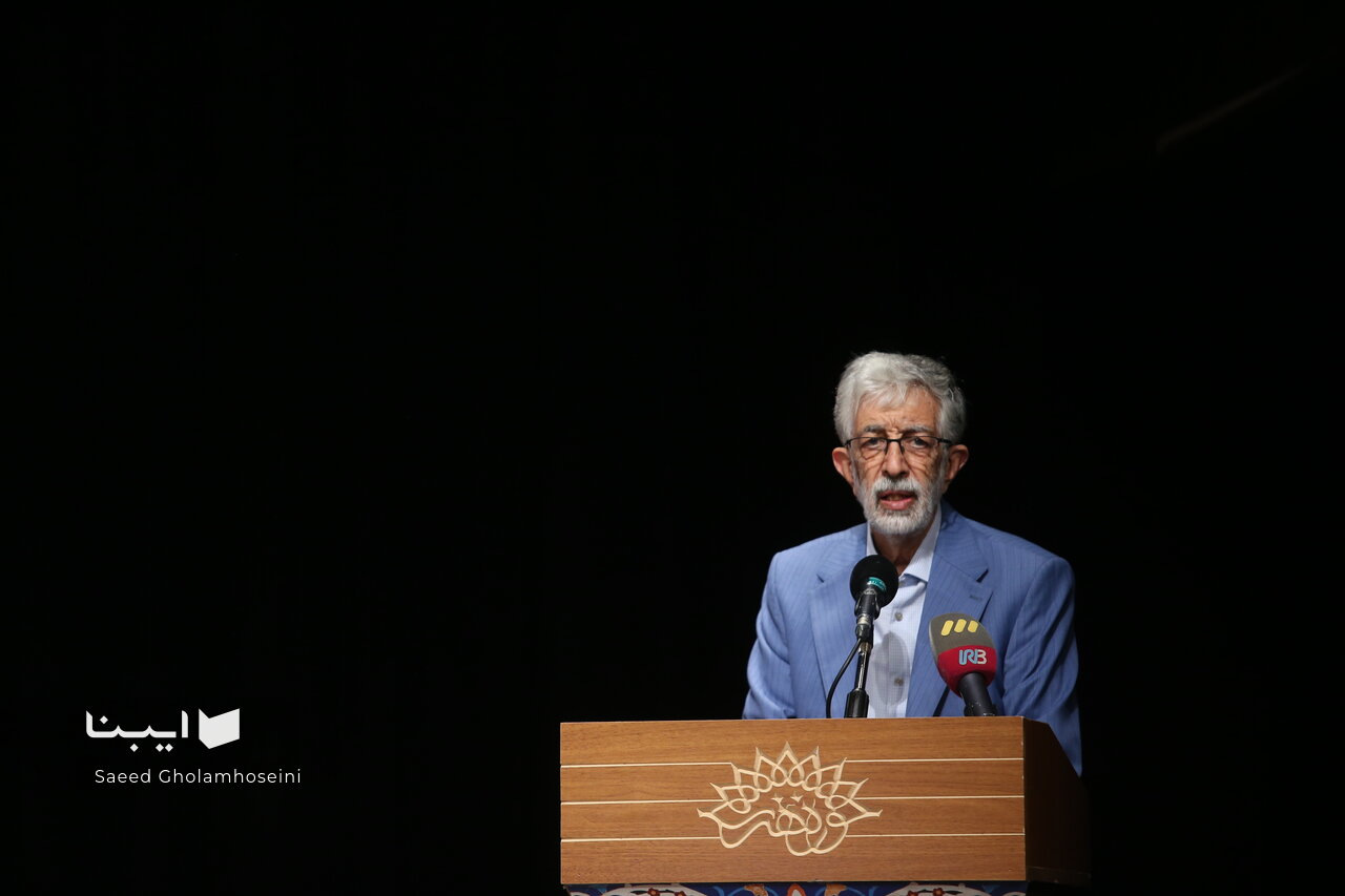 گسترش ظرفیت رویداد اربعین نیازمند درک صحیح رابطه سنت و حقیقت دین است