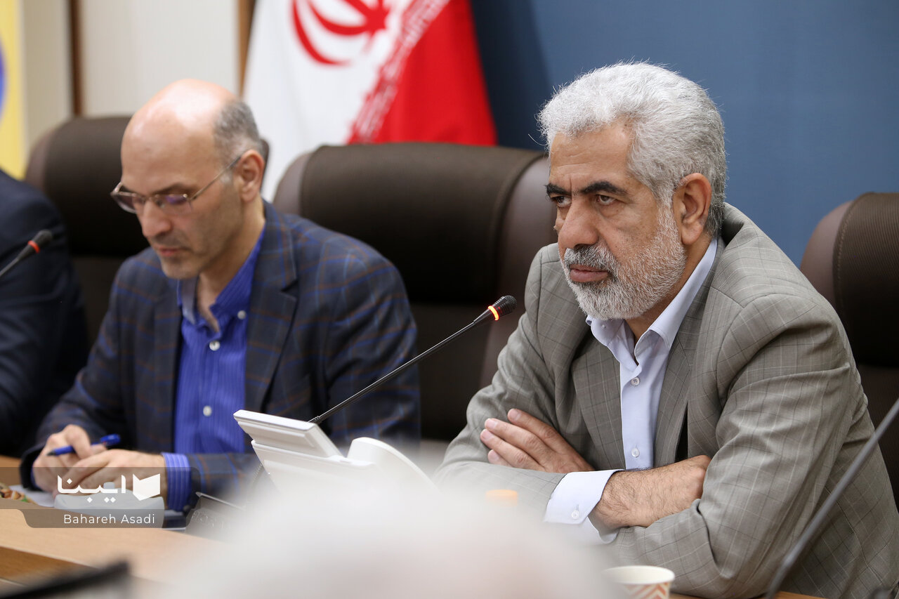 صنعت چاپ ویترین معرفی فرهنگی غنی ایران است