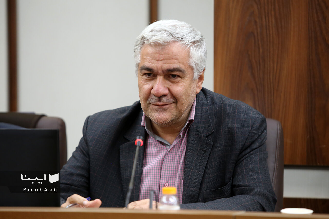 صنعت چاپ ویترین معرفی فرهنگی غنی ایران است