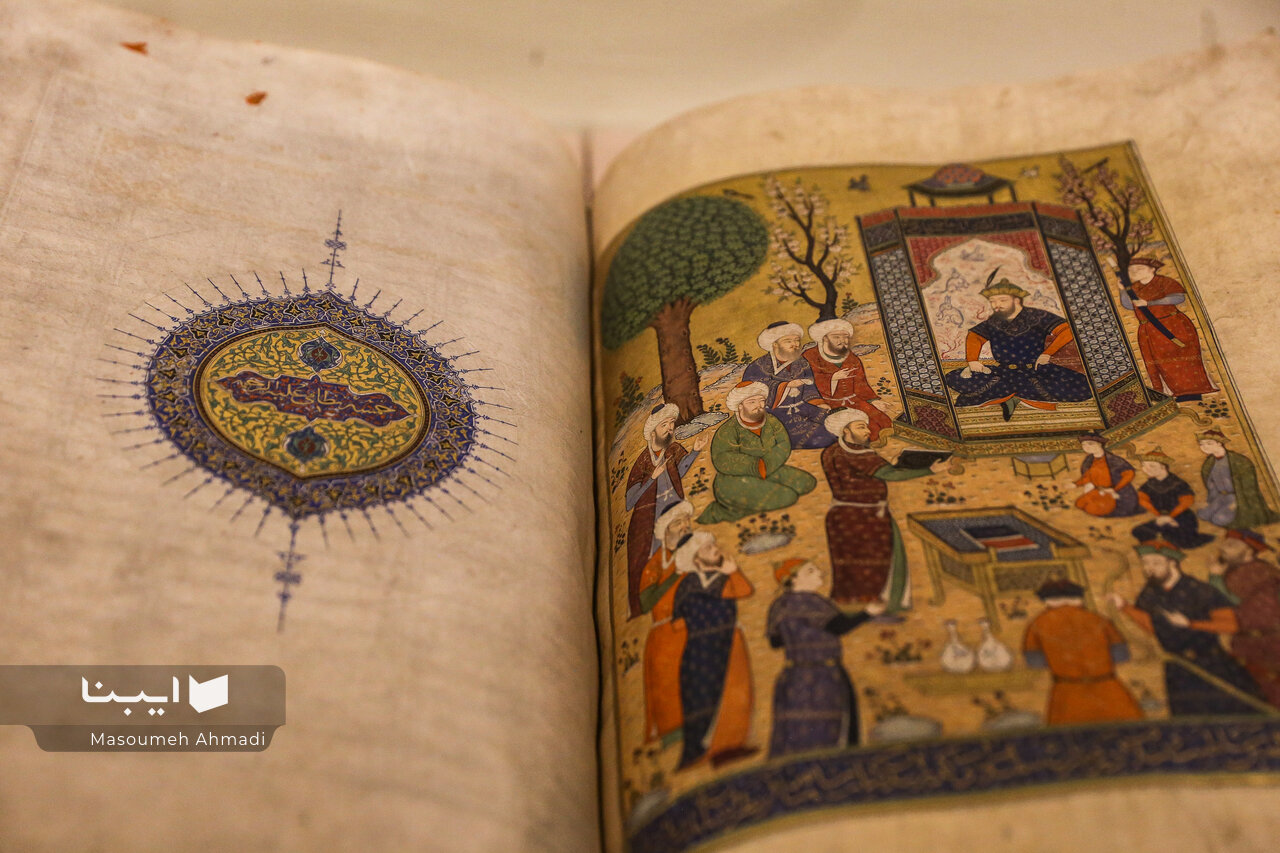 قصه منابع کتابخانه ملک را برای نسل جدید روایت میکنیم