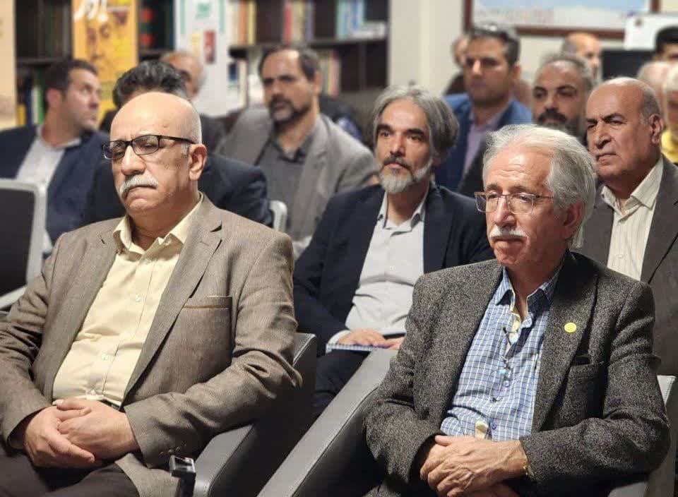 روزنامهنگاران همواره صدای زمانه خود بودهاند