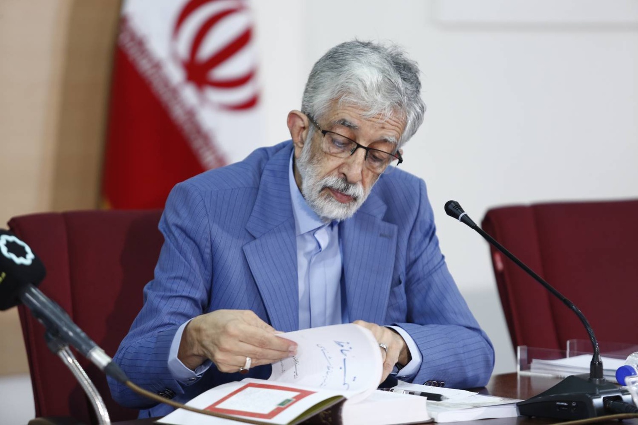 مکتب حافظ در زمره کتابهای تراز اول جهان است / اثری جامع برای درک فرهنگ و ادبیات ایران