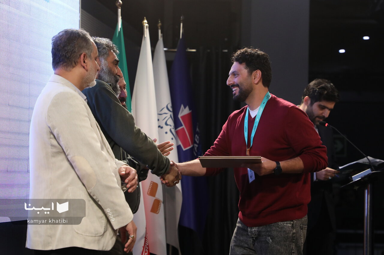 امیدوارم امسال در جشنواره فجر شاهد اقتباسهای بیشتر و جایزه فیلمنامه اقتباسی باشیم